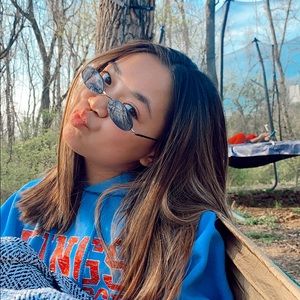 Meet your Posher, Erica